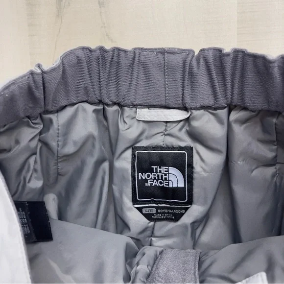 THE NORTH FACE boys large snow pants hiking camping waterproof outdoors sledding - Picture 6 of 9